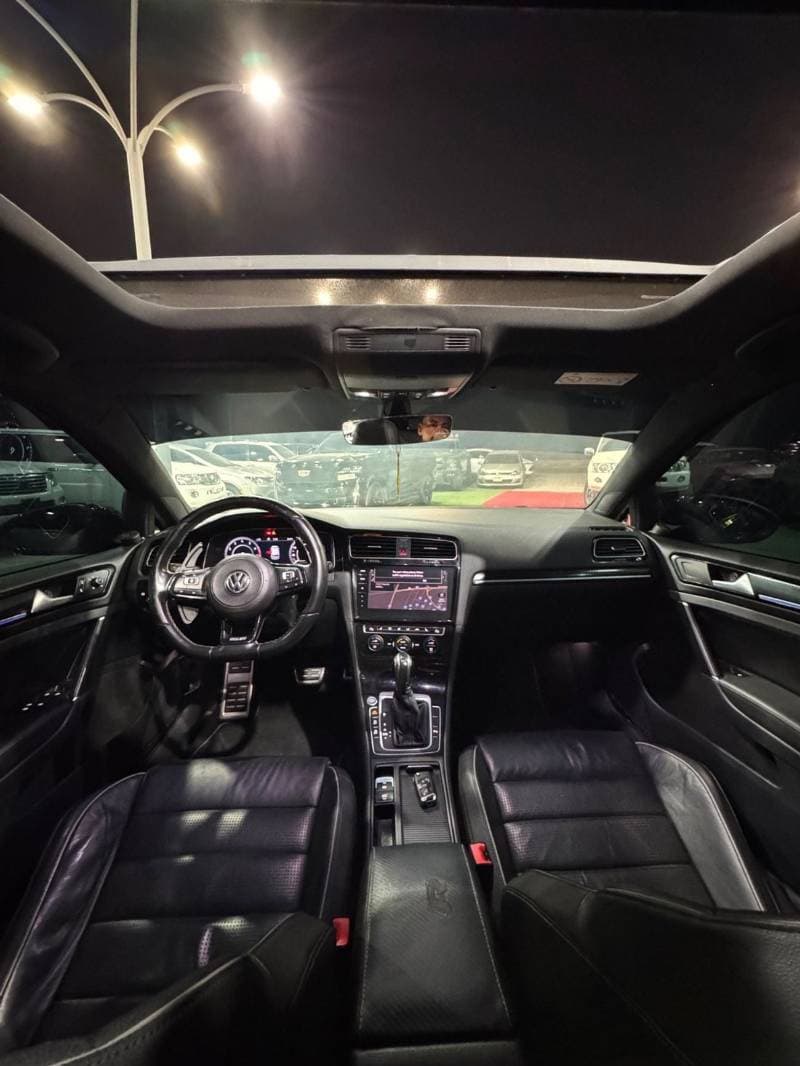 2018 Volkswagen Golf thumbnail 9