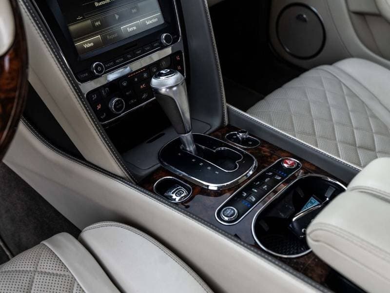 2016 Bentley Continental GT thumbnail 10