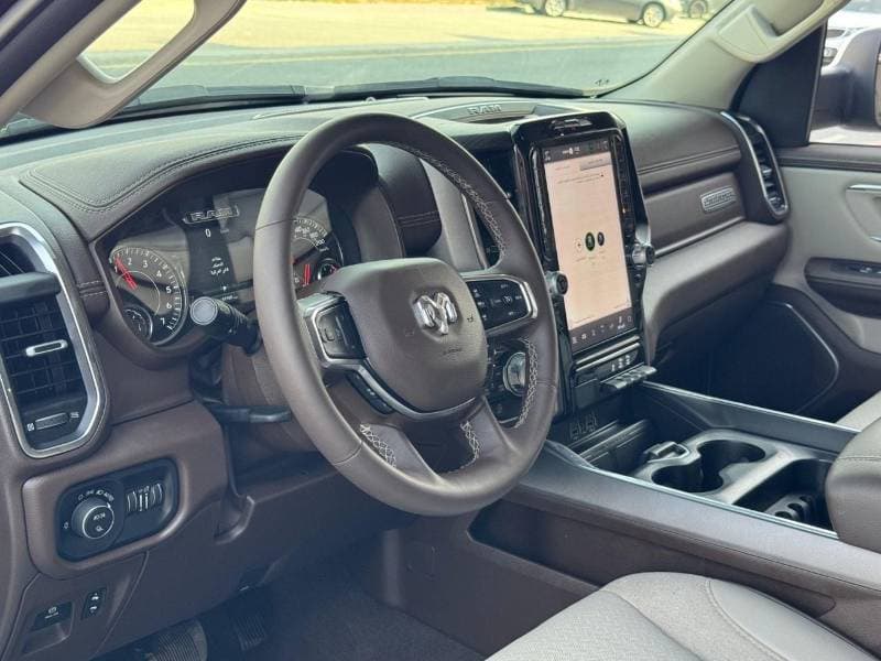 2025 RAM Laramie thumbnail 6