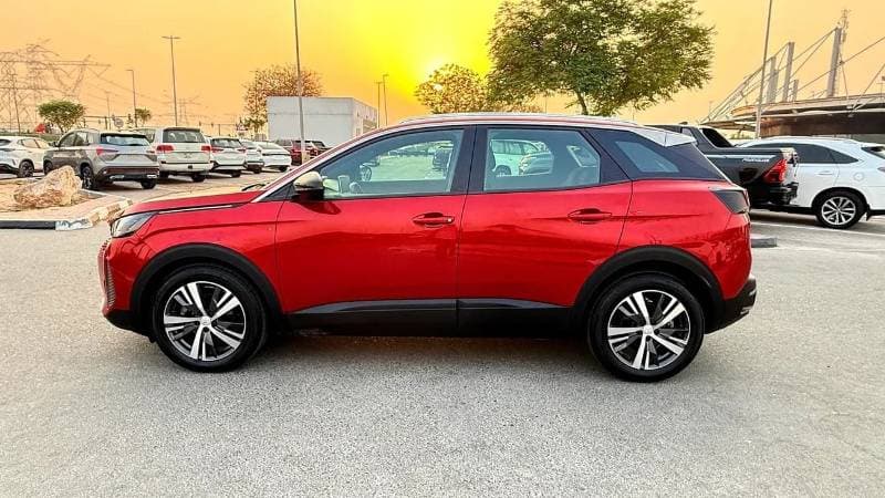 2023 Peugeot 3008 thumbnail 5