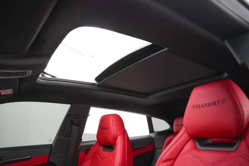 2021 Lamborghini Urus thumbnail 9