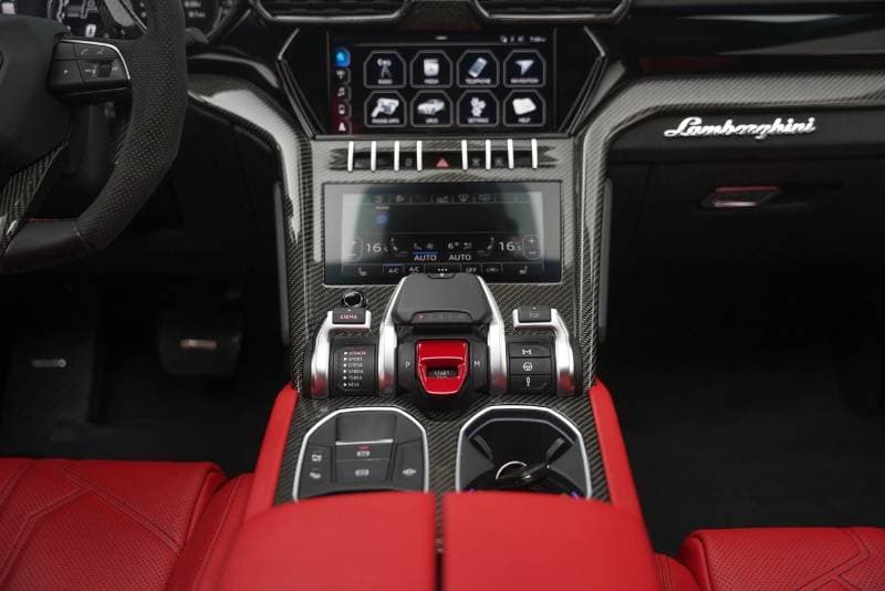 2021 Lamborghini Urus thumbnail 8