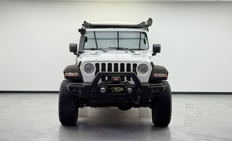 2021 Jeep Gladiator thumbnail 2