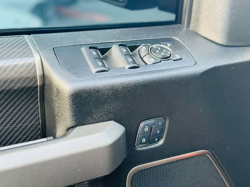 2018 Ford F-150 thumbnail 9