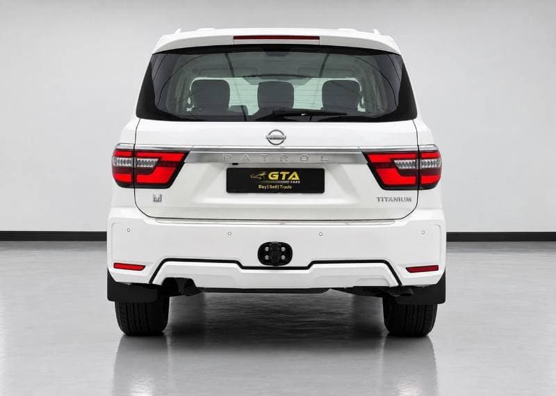2024 Nissan Patrol thumbnail 5