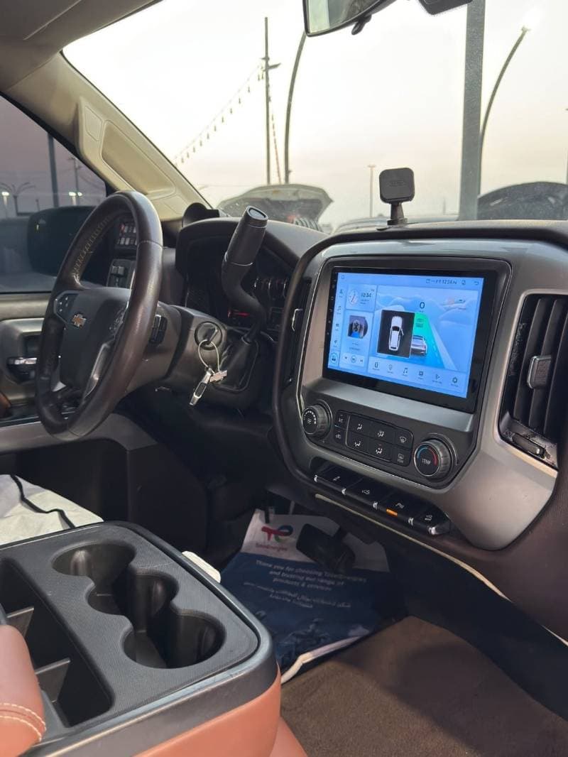 2015 Chevrolet Silverado thumbnail 9