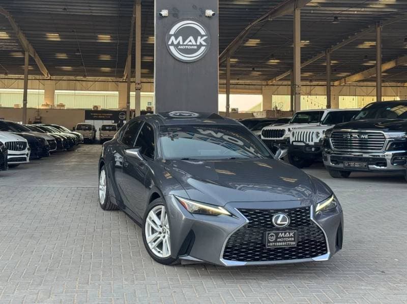 2023 Lexus IS300 thumbnail 2