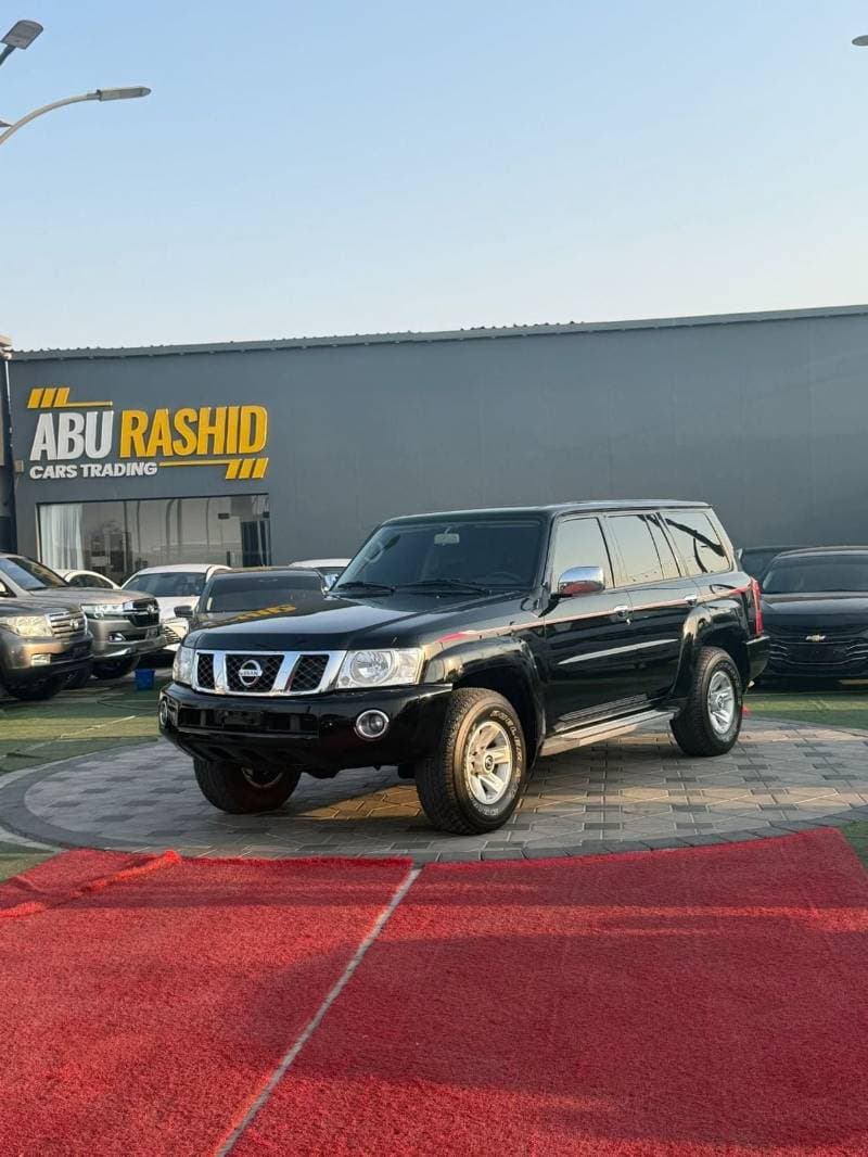 2023 Nissan Patrol thumbnail 4