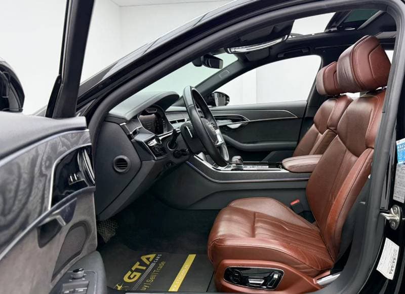 2019 Audi A8 thumbnail 8