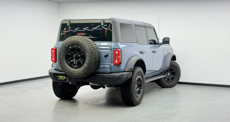 2023 Ford Bronco thumbnail 4