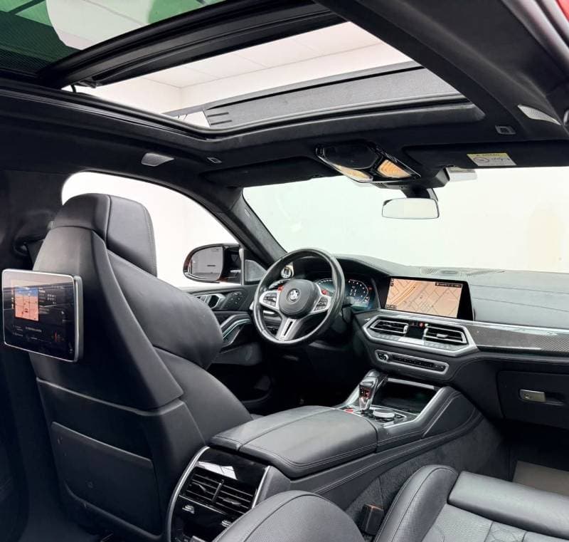 2022 BMW X6 M thumbnail 10