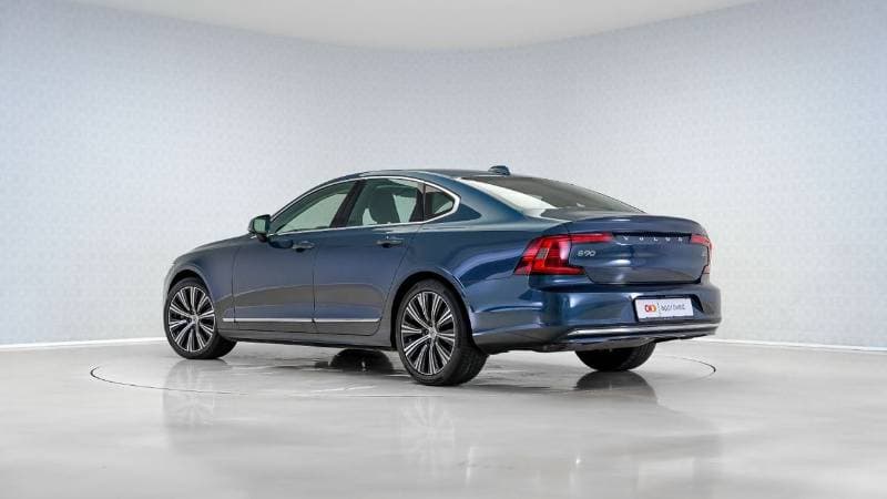 2024 Volvo S90 thumbnail 2