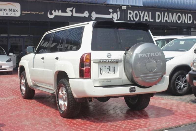 2022 Nissan Patrol thumbnail 6