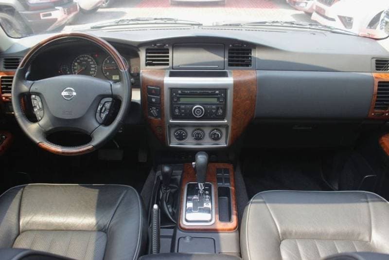 2022 Nissan Patrol thumbnail 10