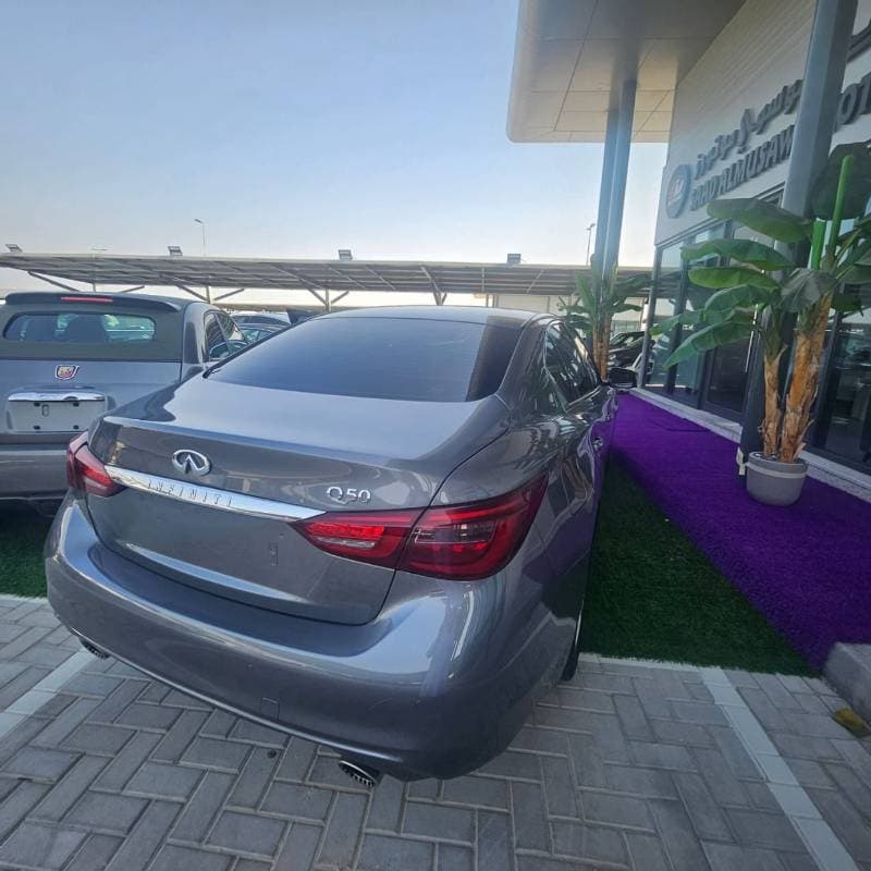 2021 Infiniti Q50 thumbnail 7