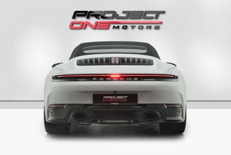 2025 Porsche 911 thumbnail 5