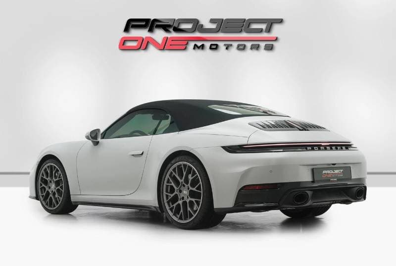 2025 Porsche 911 thumbnail 4