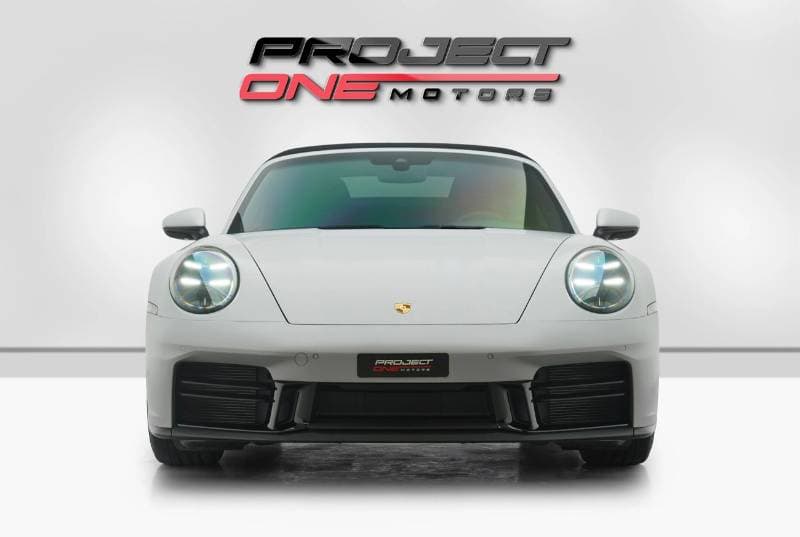 2025 Porsche 911 thumbnail 2