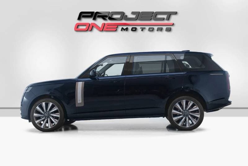 2026 Land Rover Range Rover thumbnail 3