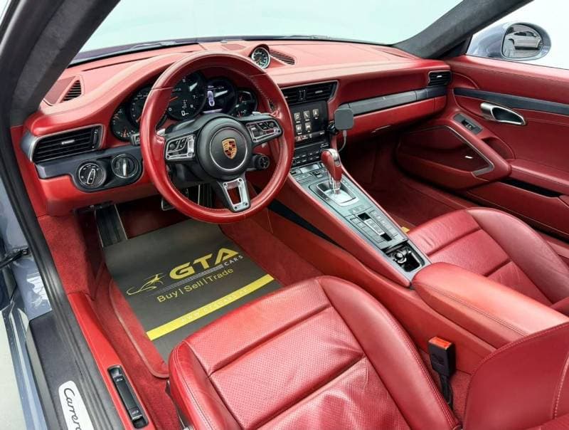 2017 Porsche 911 thumbnail 10
