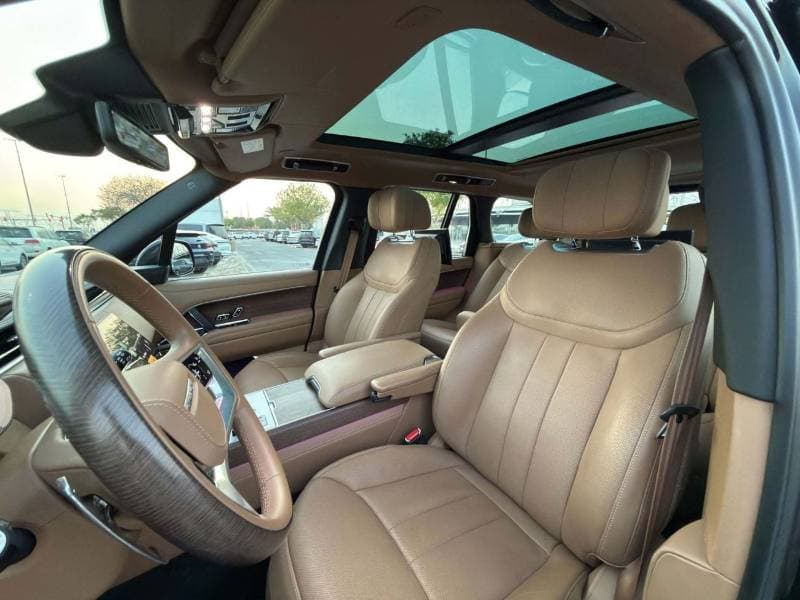 2024 Land Rover Range Rover thumbnail 6