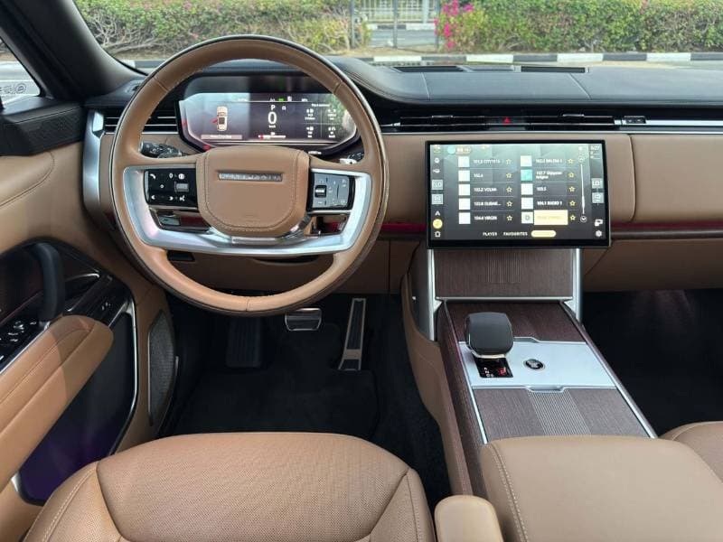2024 Land Rover Range Rover thumbnail 5