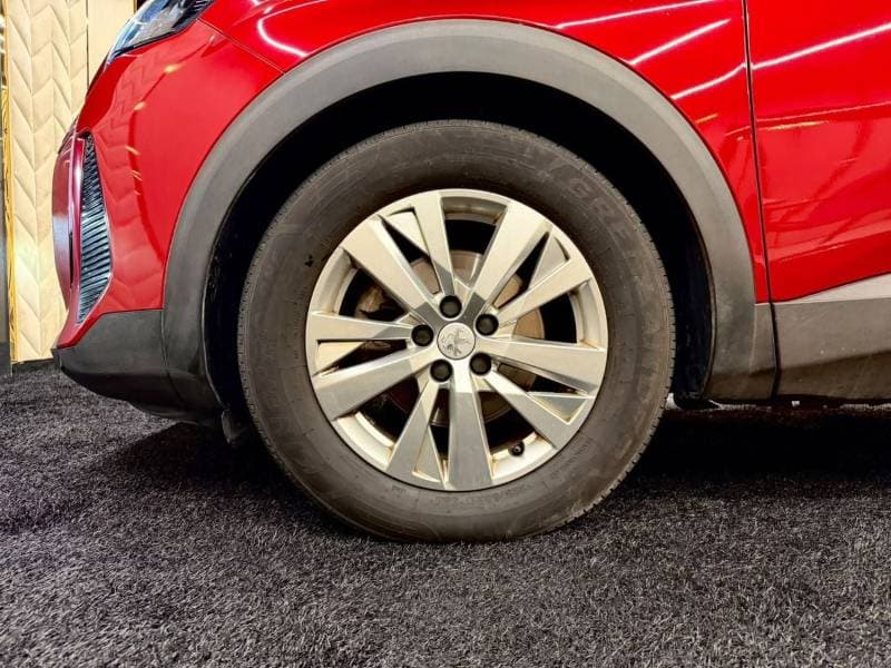 2022 Peugeot 3008 thumbnail 10