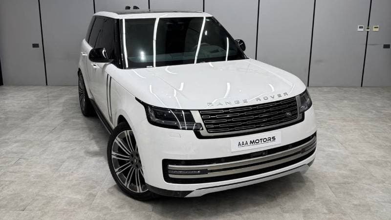 2024 Land Rover Range Rover thumbnail 3