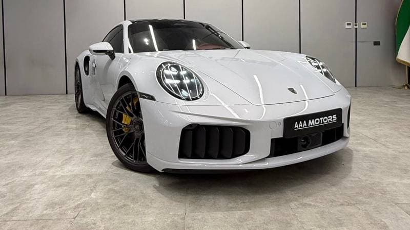 2026 Porsche 911 thumbnail 6