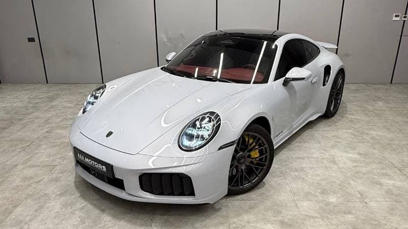 2026 Porsche 911 thumbnail 3