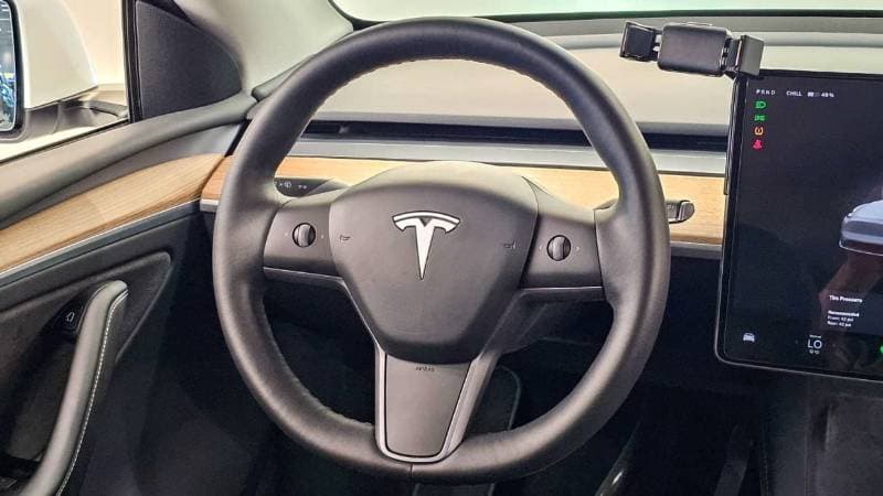 2022 Tesla Model Y thumbnail 4