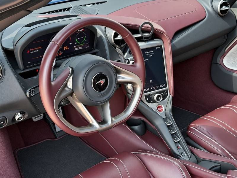 2022 McLaren 720S thumbnail 7