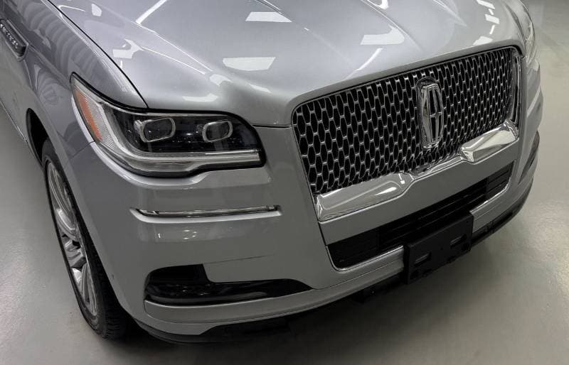 2022 Lincoln Navigator thumbnail 2