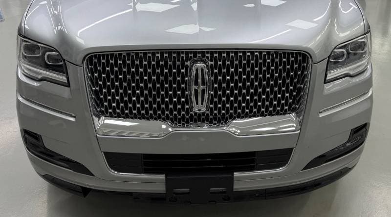 2022 Lincoln Navigator thumbnail 3