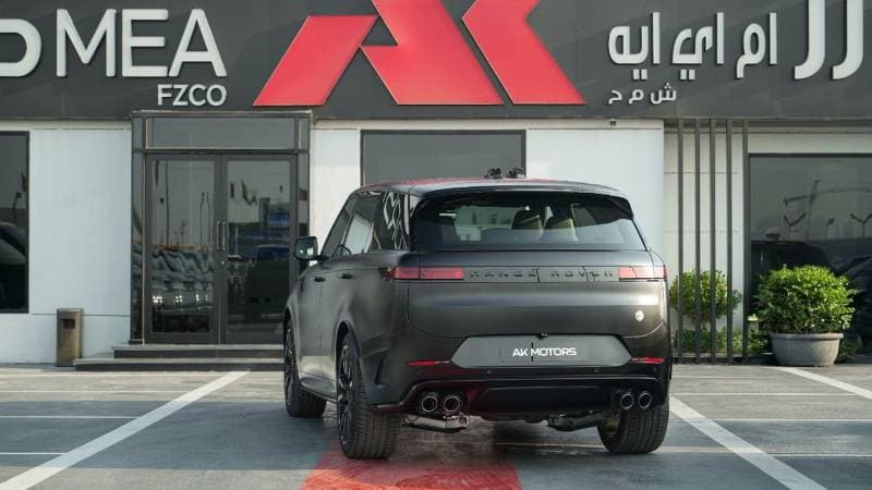 2027 Land Rover Range Rover Sport thumbnail 7