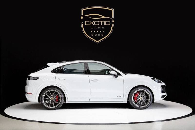 2023 Porsche Cayenne thumbnail 4