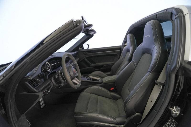 2024 Porsche 911 thumbnail 8