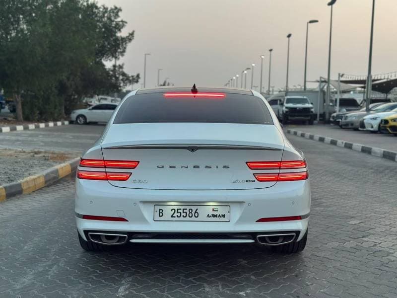 2023 Genesis G80 thumbnail 10