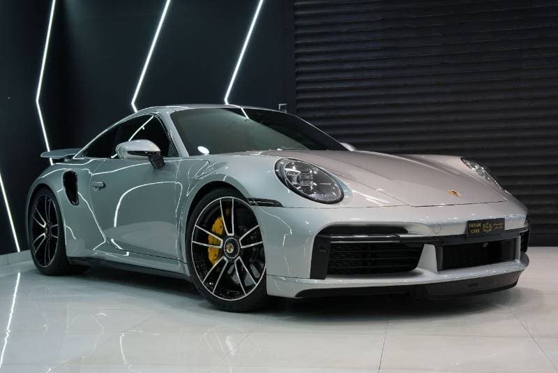 2021 Porsche 911 thumbnail 3