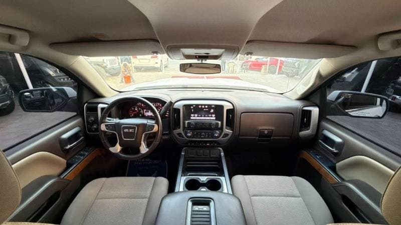 2016 GMC Sierra thumbnail 9