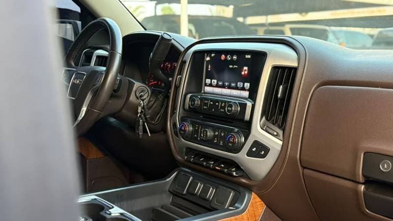 2016 GMC Sierra thumbnail 3