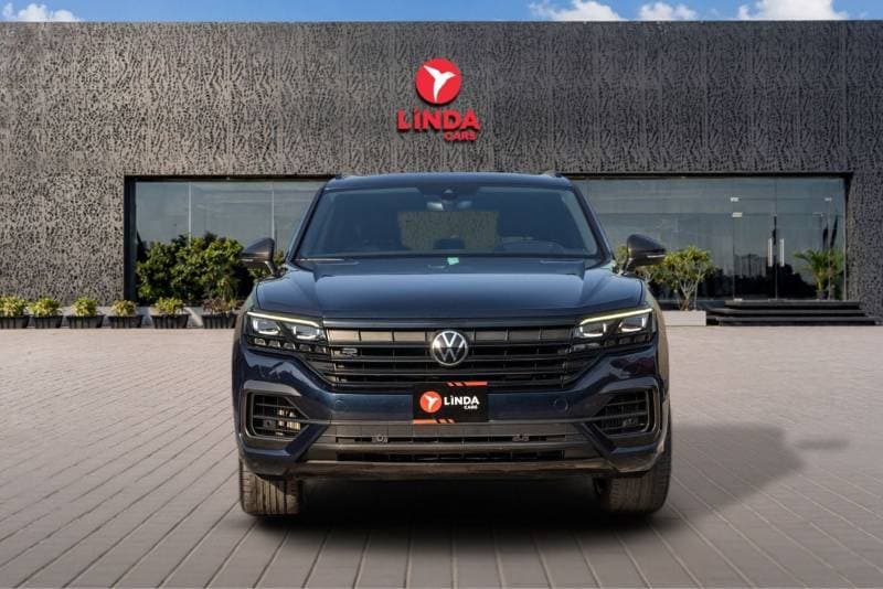 2023 Volkswagen Touareg thumbnail 2