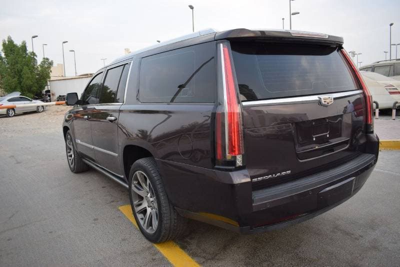 2016 Cadillac Escalade ESV thumbnail 6