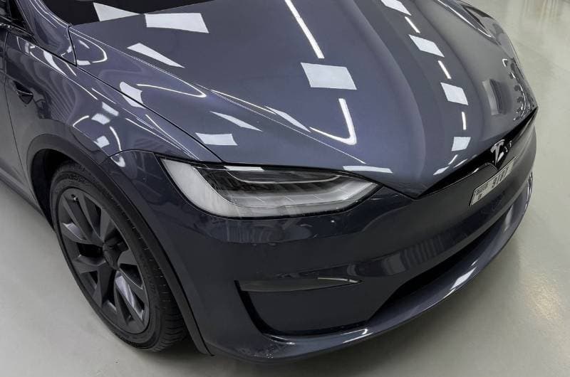 2023 Tesla Model X thumbnail 3