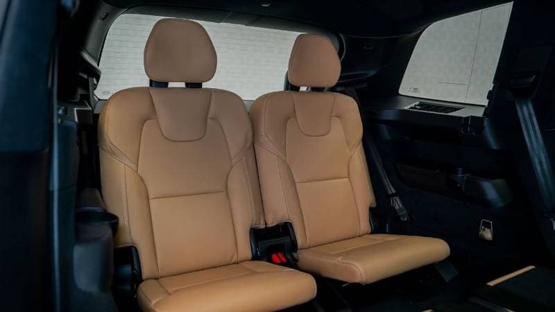 2025 Volvo XC90 thumbnail 10