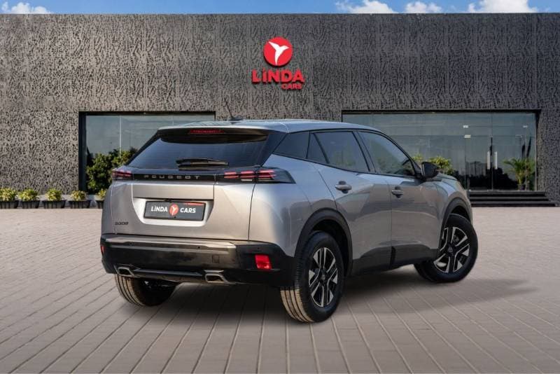 2025 Peugeot 2008 thumbnail 6