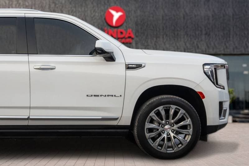 2024 GMC Yukon thumbnail 8