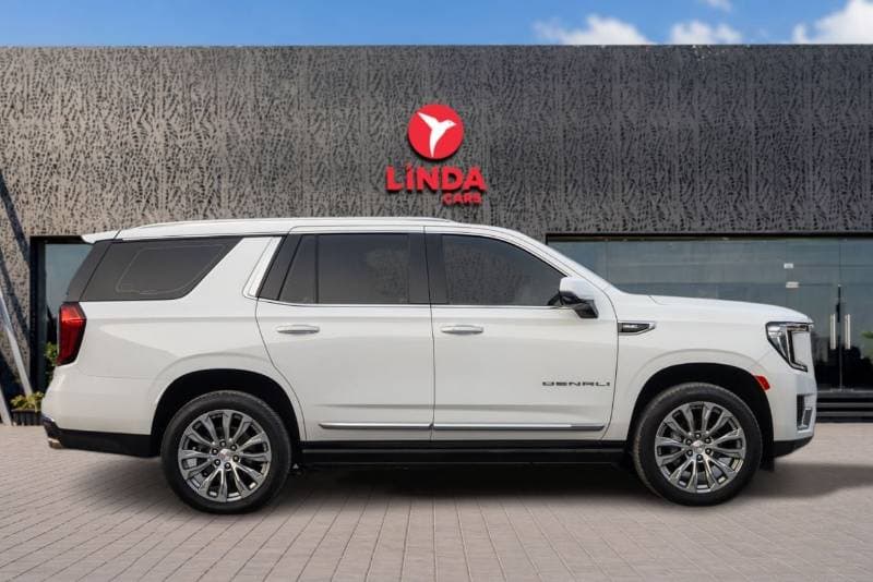 2024 GMC Yukon thumbnail 7
