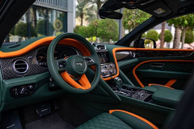 2023 Bentley Bentayga thumbnail 10