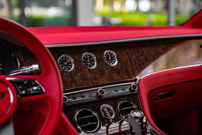 2025 Bentley Continental GT thumbnail 10